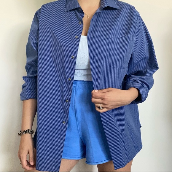 Van Heusen Blue Striped Casual Button Down Shirt - Picture 1 of 5